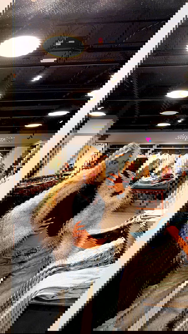 samantra_official image ~ Altpins