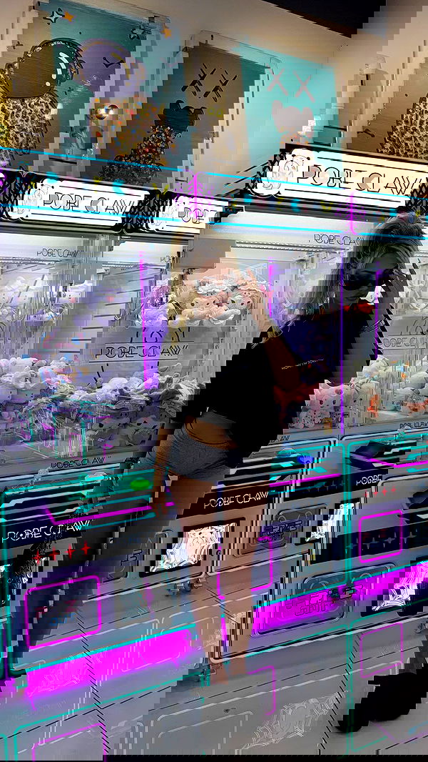 samantra_official image ~ Altpins