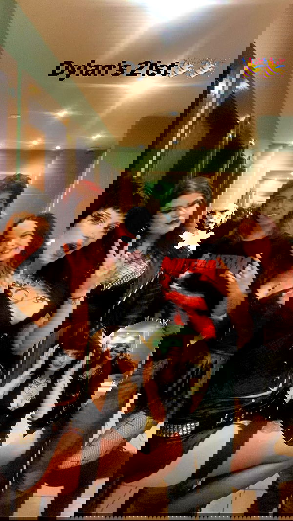 scarlett_ichor image ~ Altpins