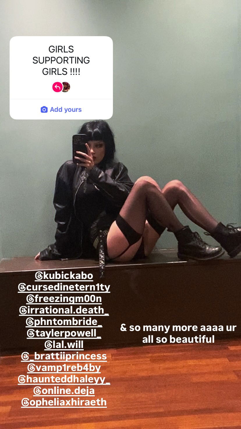 scarlett_ichor instagram image archive image