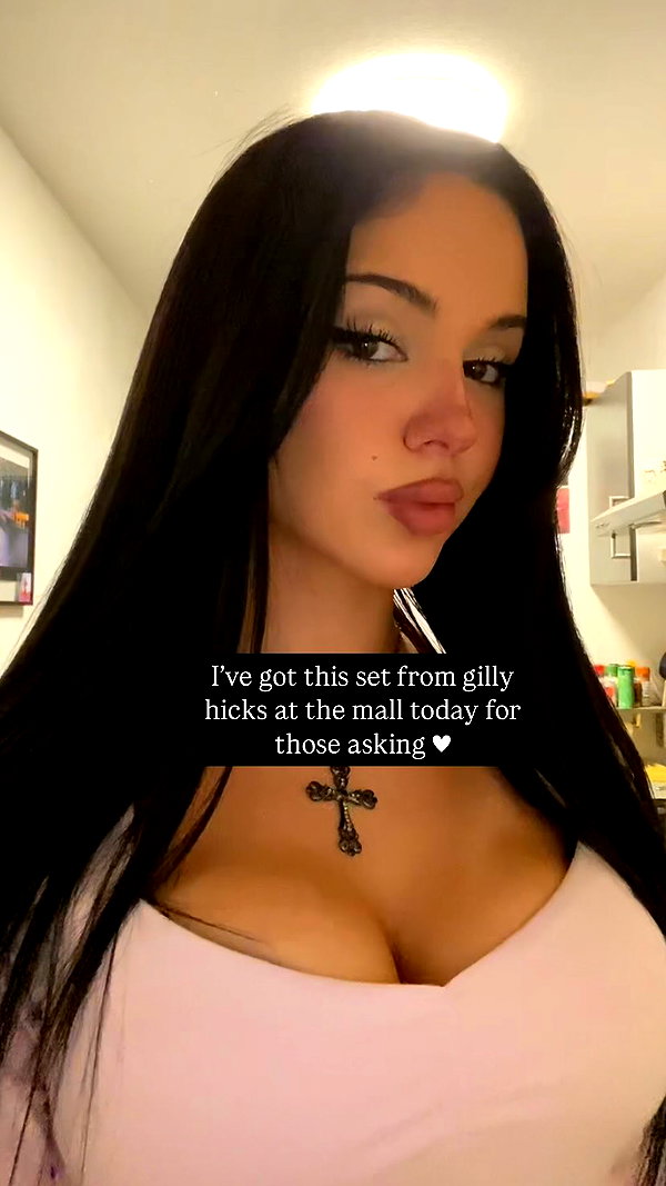 scarlettzofi instagram image archive image