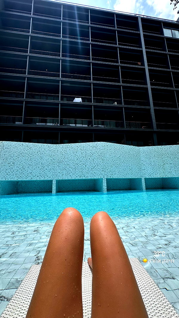 shani.zeltzer instagram image archive image