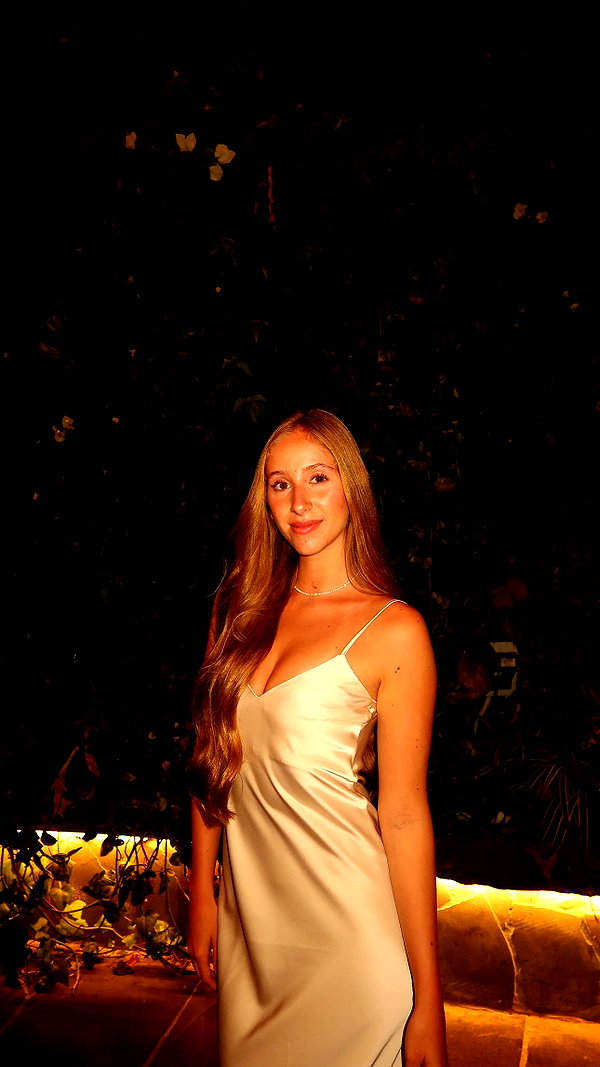shani.zeltzer instagram image archive image