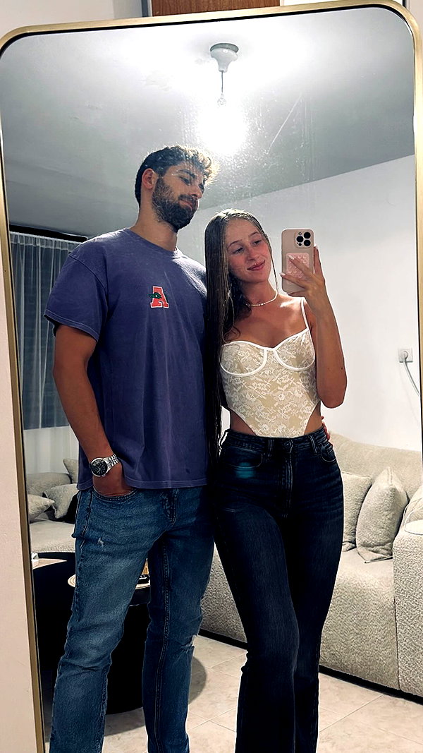 shani.zeltzer instagram image archive image