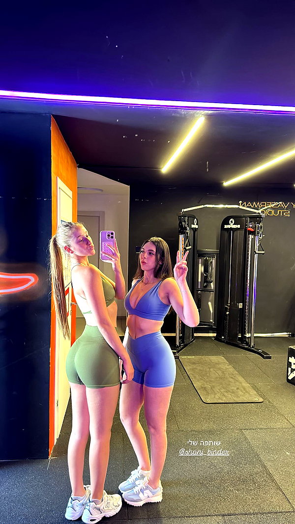 shani.zeltzer instagram image archive image