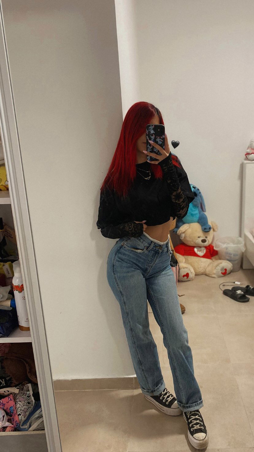 shanidahan7 instagram image archive image