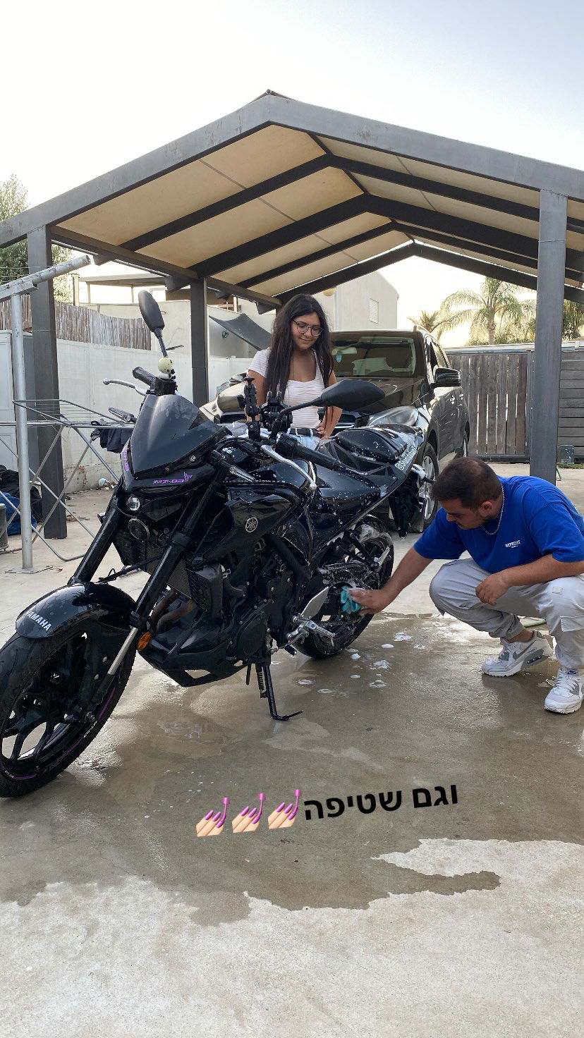 shanidahan7 instagram image archive image