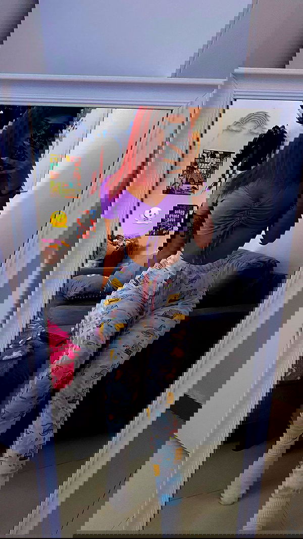 shanidahan7 image ~ Altpins