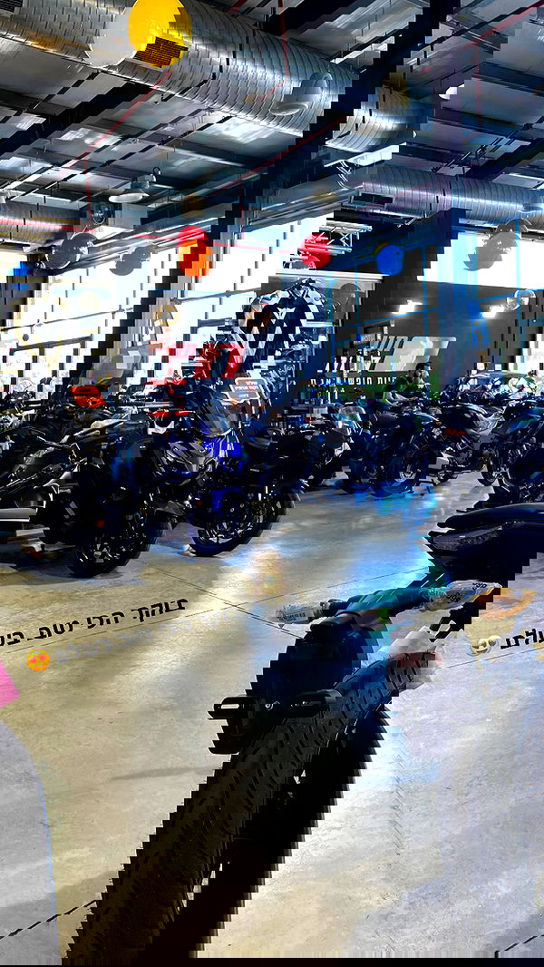 shanidahan7 image ~ Altpins