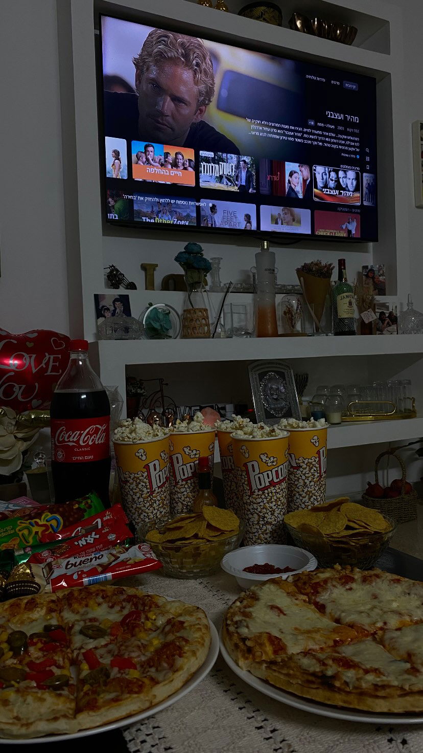 shanidahan7 instagram image archive image