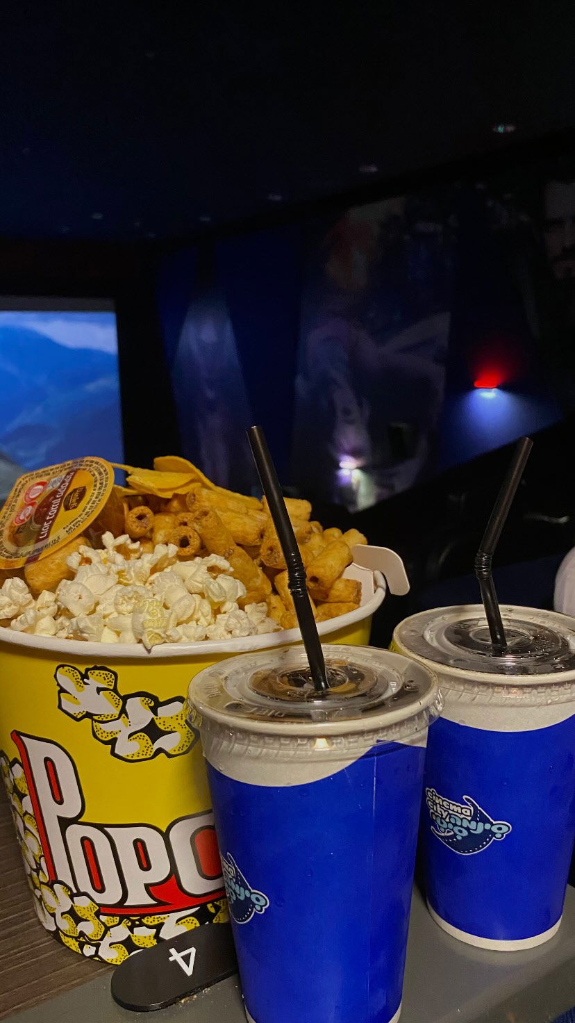 shanidahan7 instagram image archive image