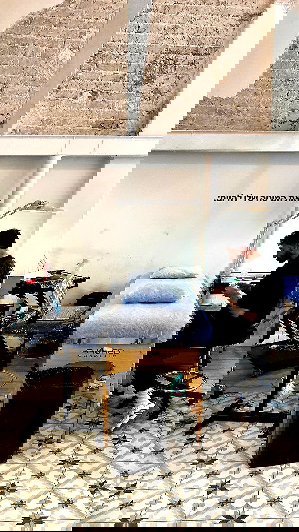 shanikaneko image ~ Altpins