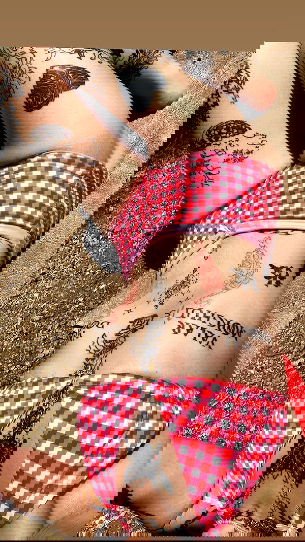 shanikaneko image ~ Altpins