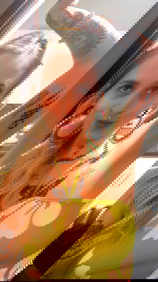 shanikaneko image ~ Altpins