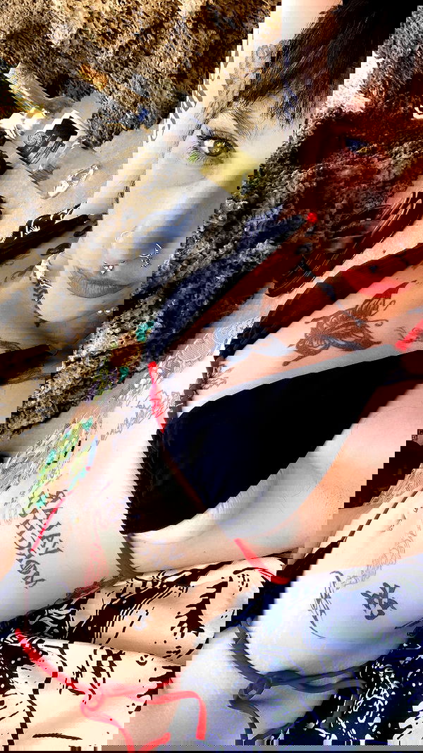 shanikaneko image ~ Altpins