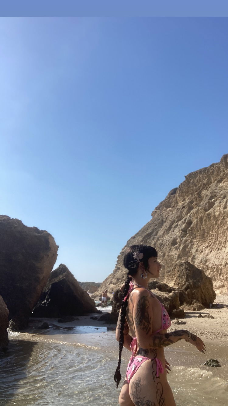 shanikaneko instagram image archive image