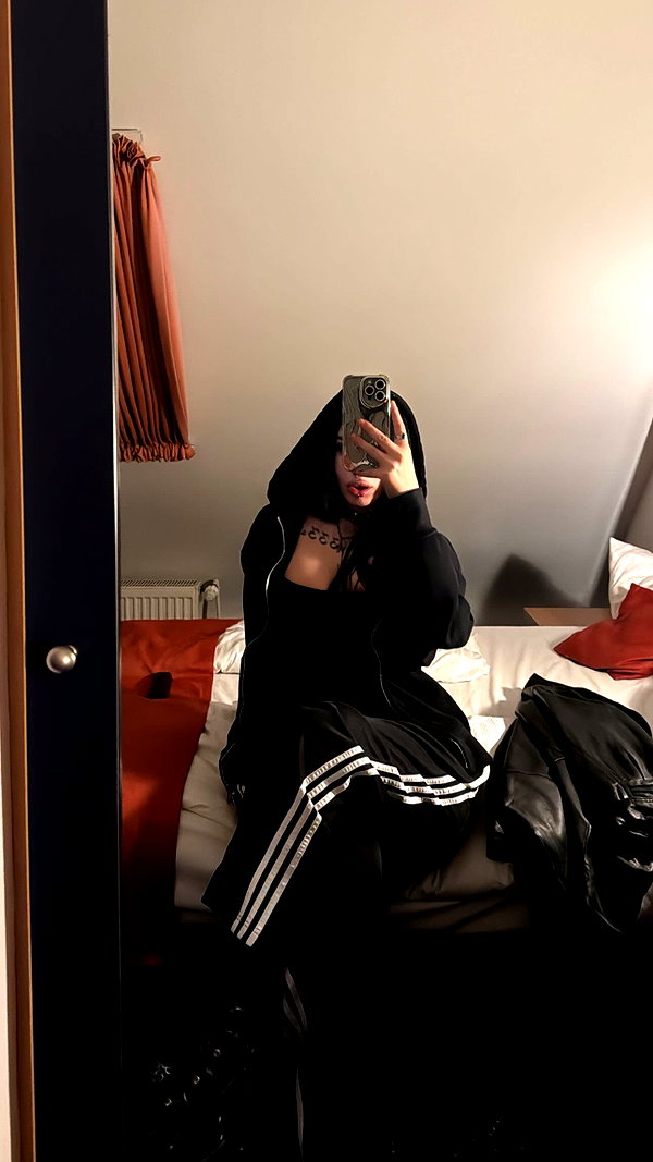 shawtysuzi instagram image archive image