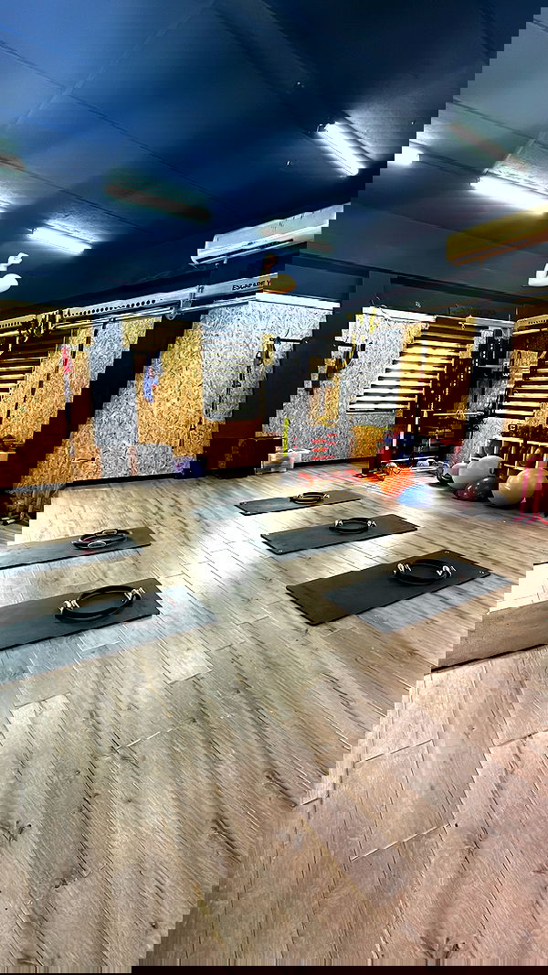 shelly_.mor image ~ Altpins