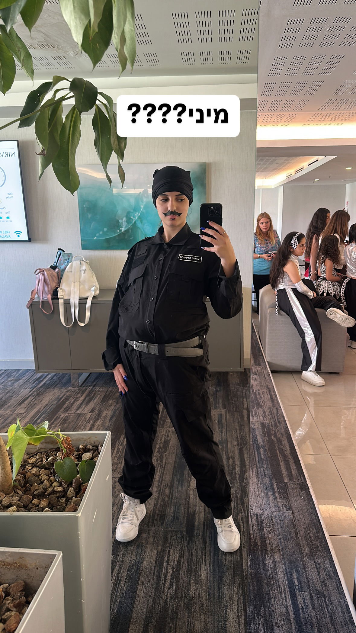 shelly_.mor instagram image archive image