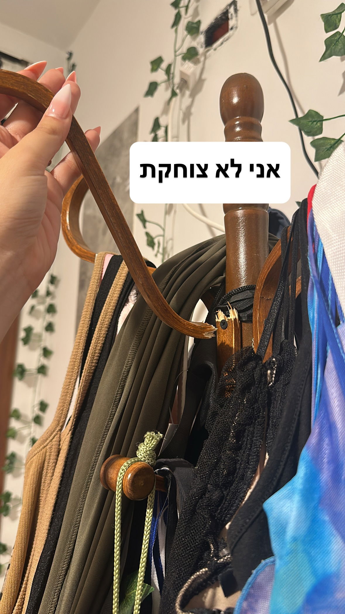 shelly_.mor instagram image archive image