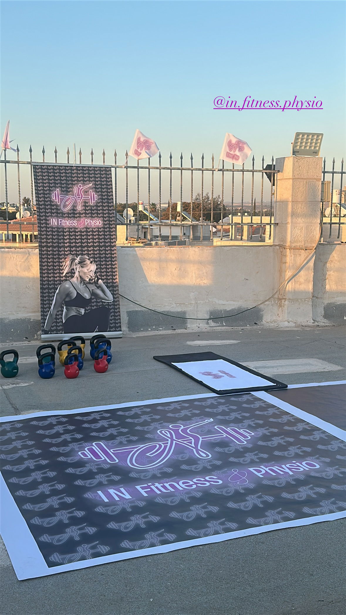 shelly_.mor instagram image archive image