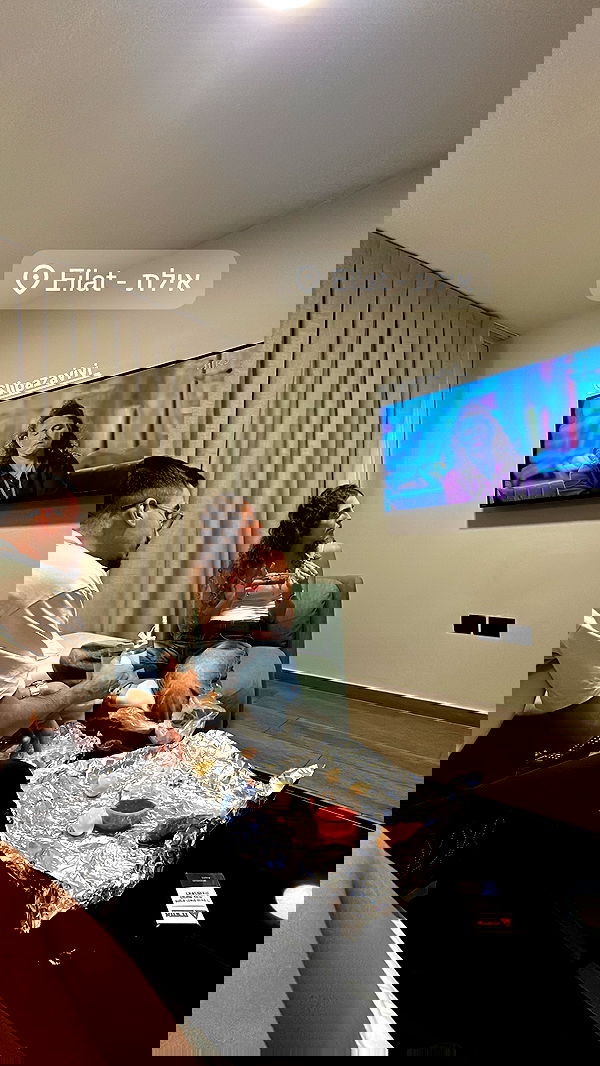 shelly_.mor image ~ Altpins