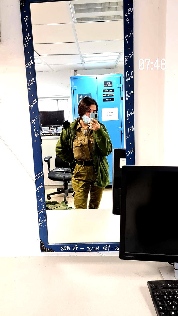 shelly_roberin instagram image archive image