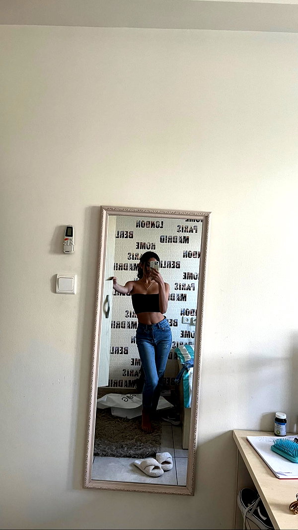 shelly_roberin instagram image archive image