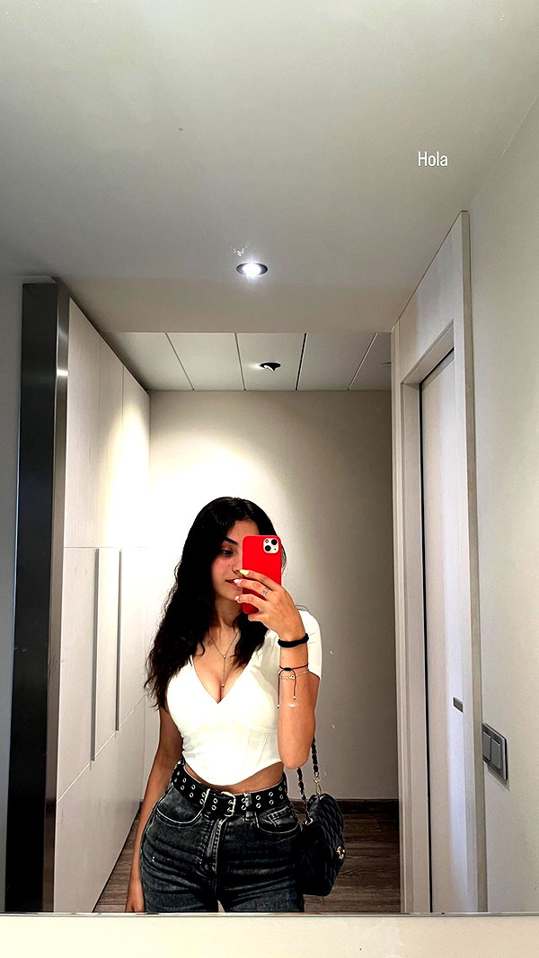 shelly_roberin instagram image archive image
