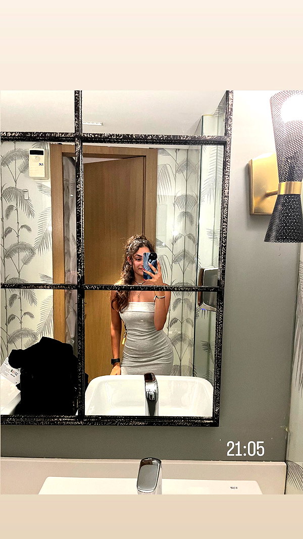 shelly_roberin instagram image archive image
