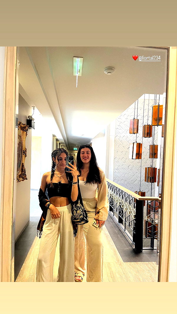 shelly_roberin instagram image archive image