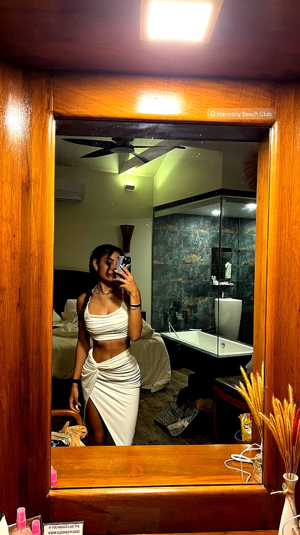 shelly_roberin instagram image archive image