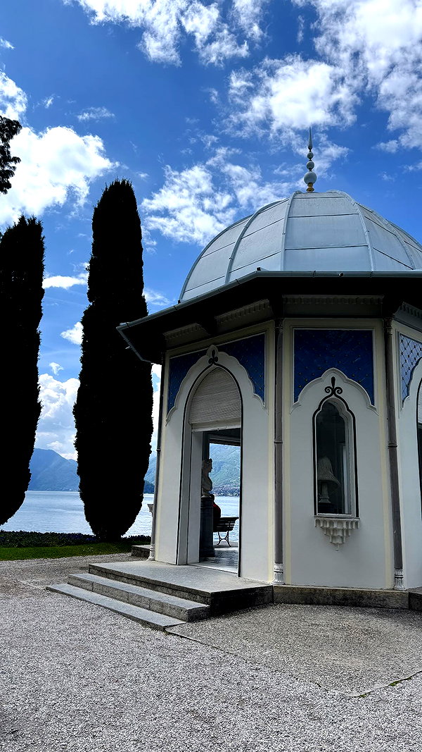 shira_karvat instagram image archive image