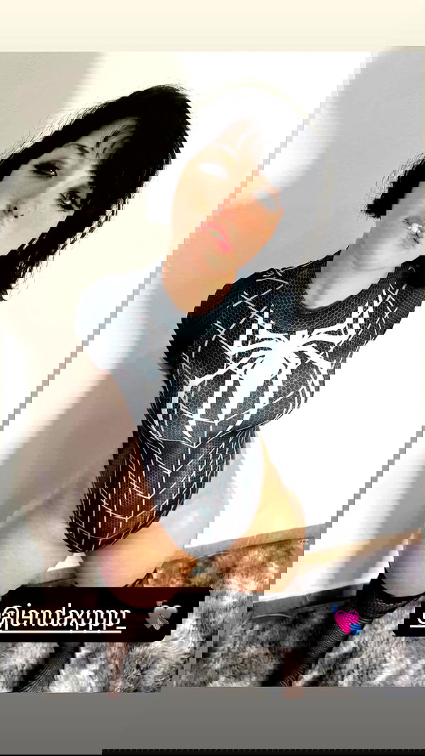 shunli__mei image ~ Altpins