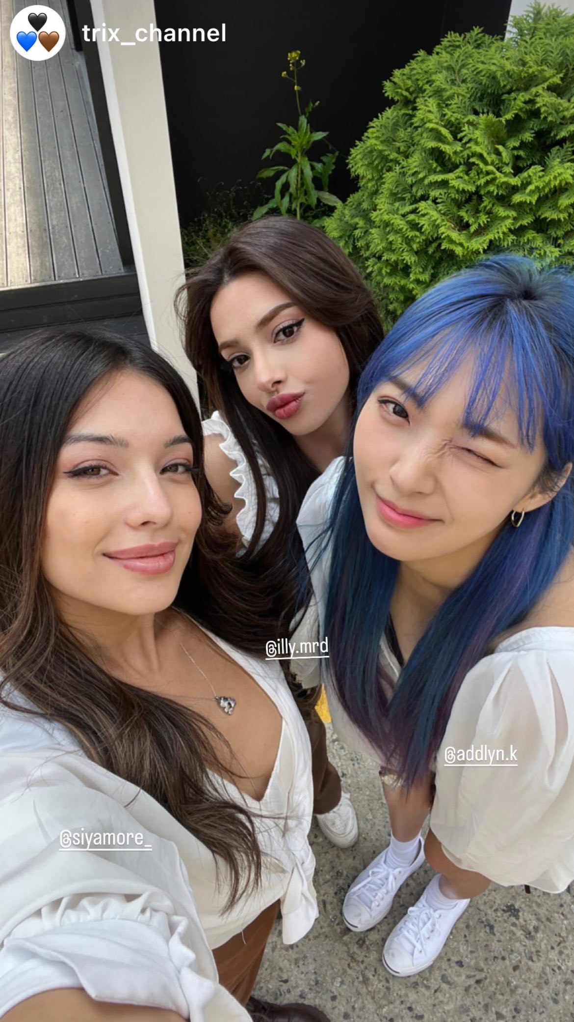 siyamore_ instagram image archive image