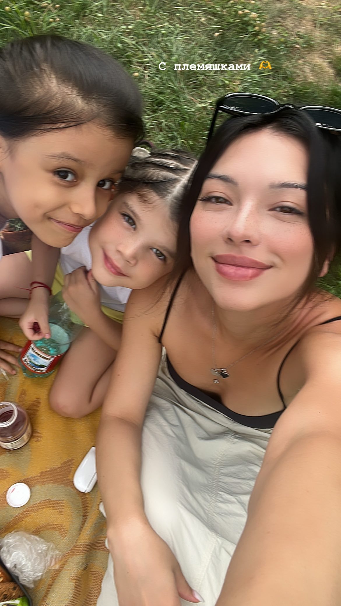 siyamore_ instagram image archive image