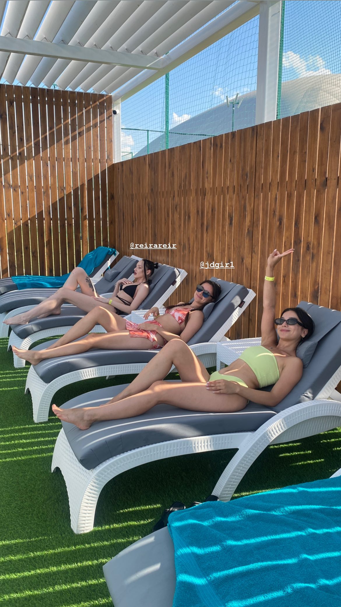 siyamore_ instagram image archive image