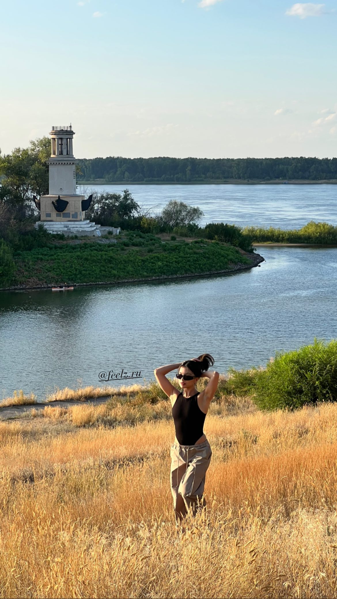 siyamore_ instagram image archive image