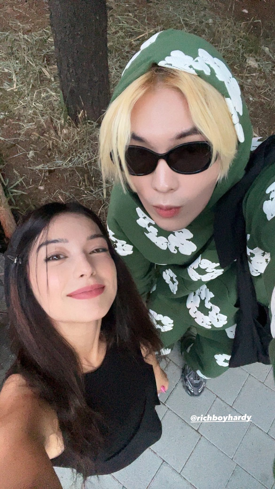 siyamore_ instagram image archive image