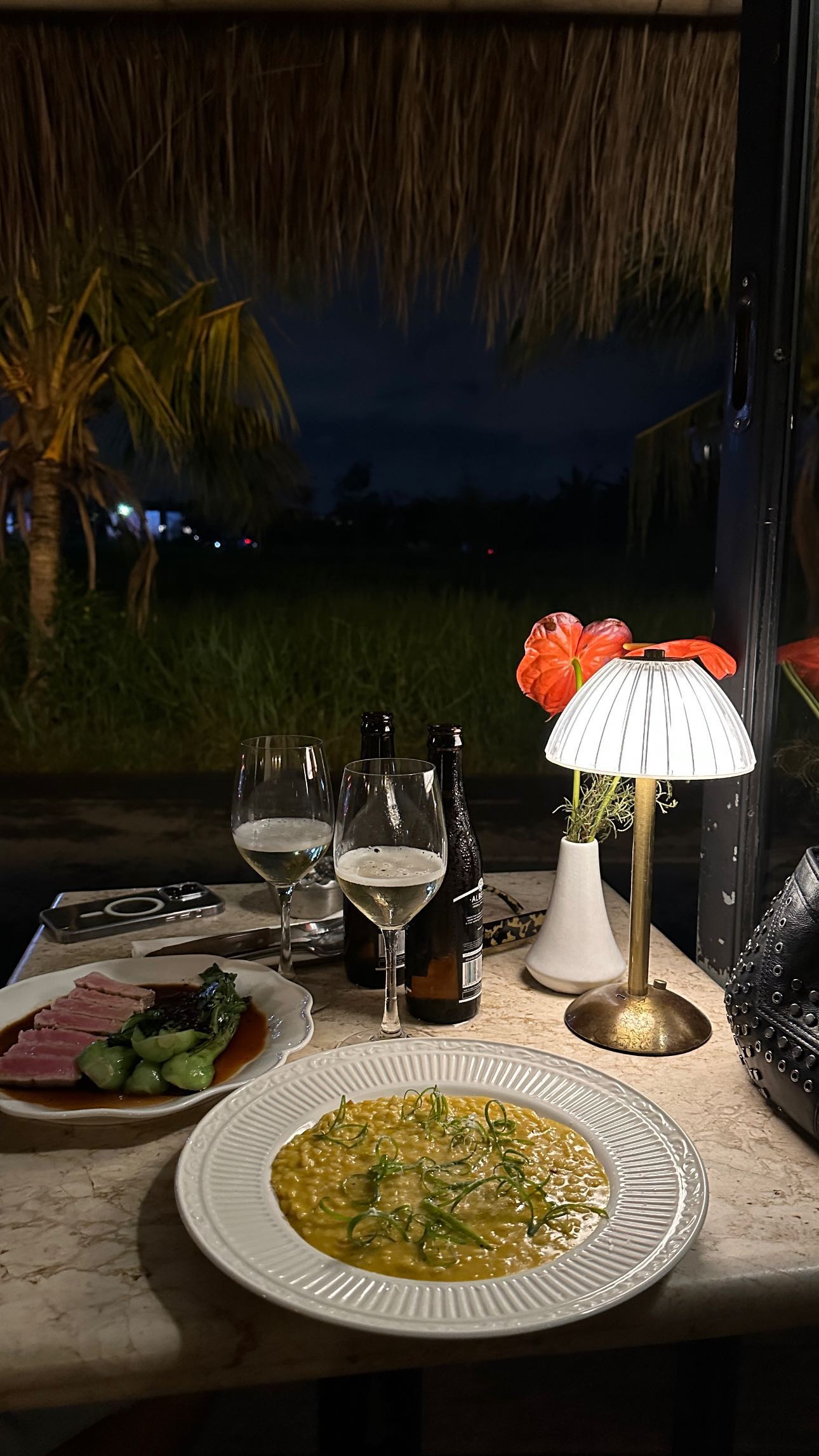 siyamore_ instagram image archive image