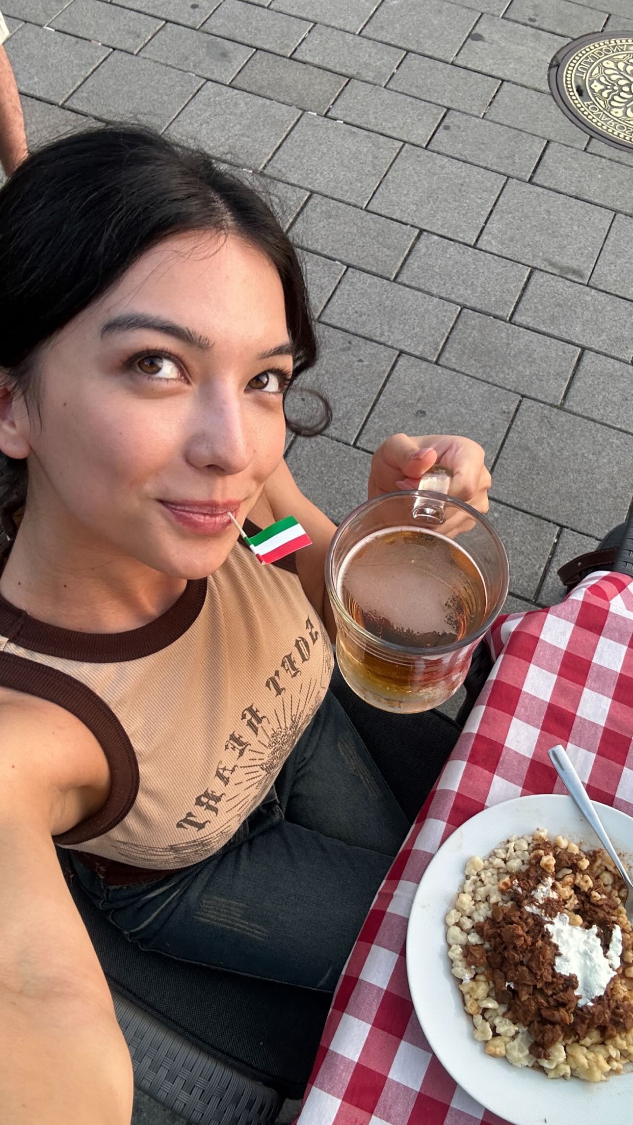 siyamore_ instagram image archive image