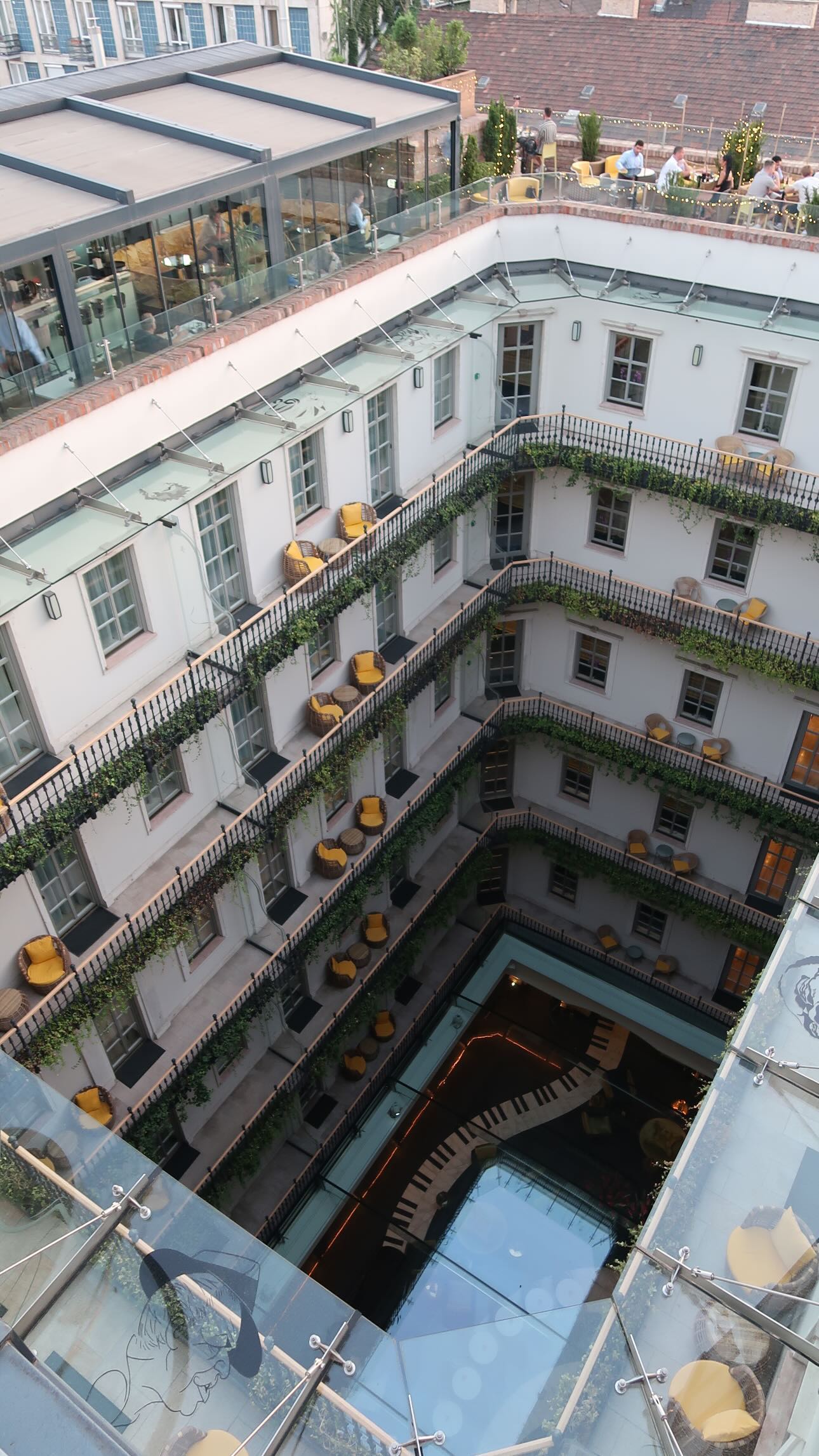 siyamore_ instagram image archive image