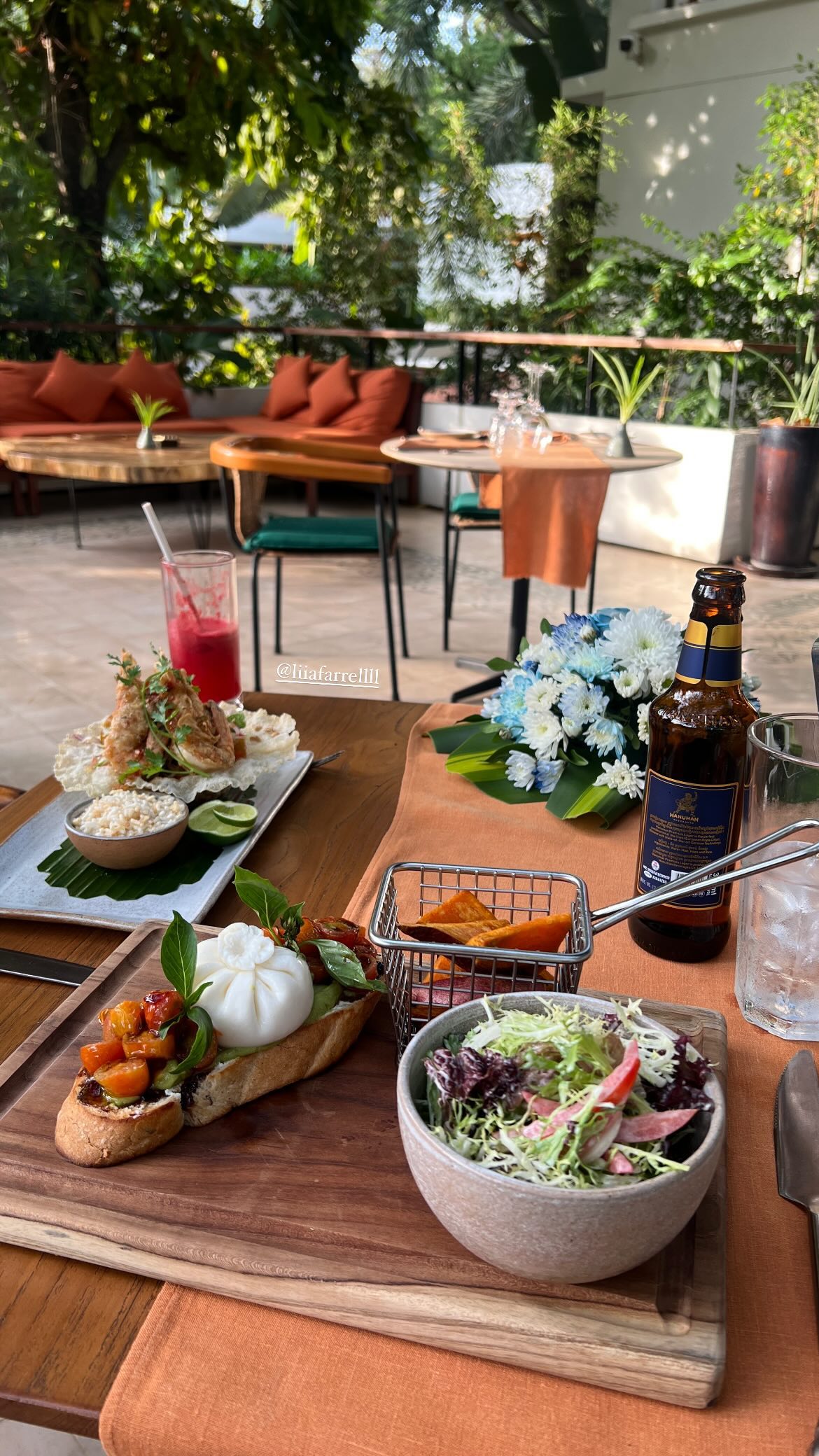 siyamore_ instagram image archive image