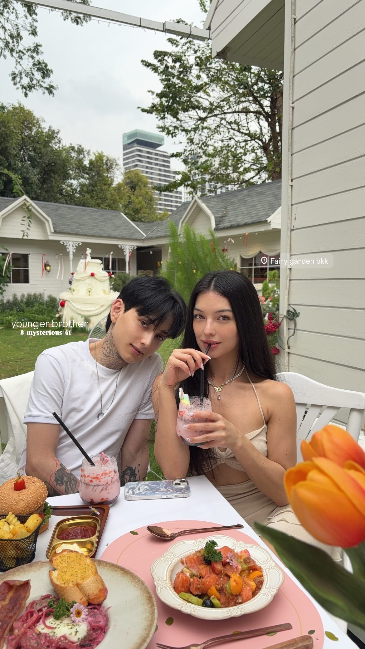 siyamore_ instagram image archive image