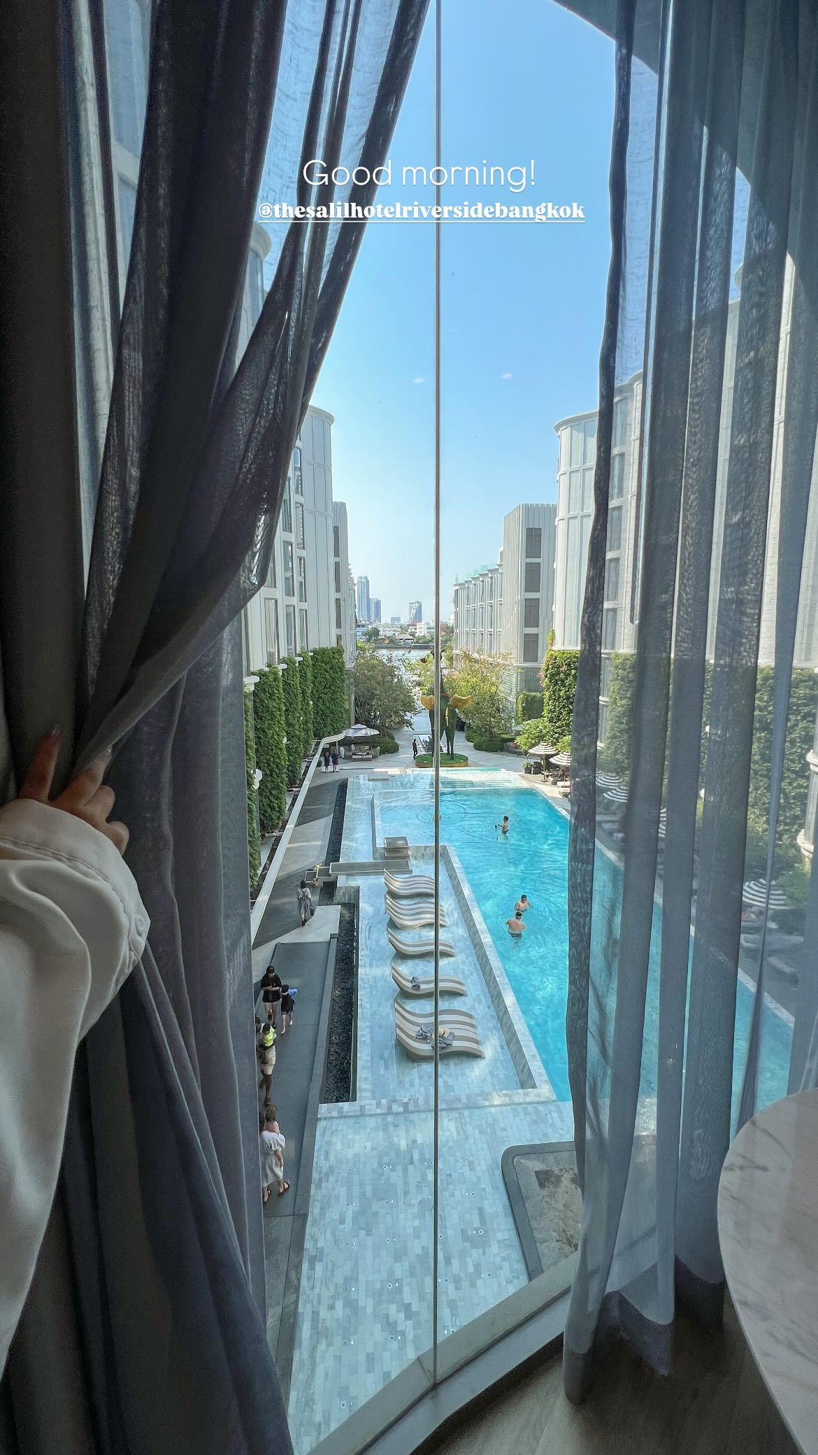 siyamore_ instagram image archive image