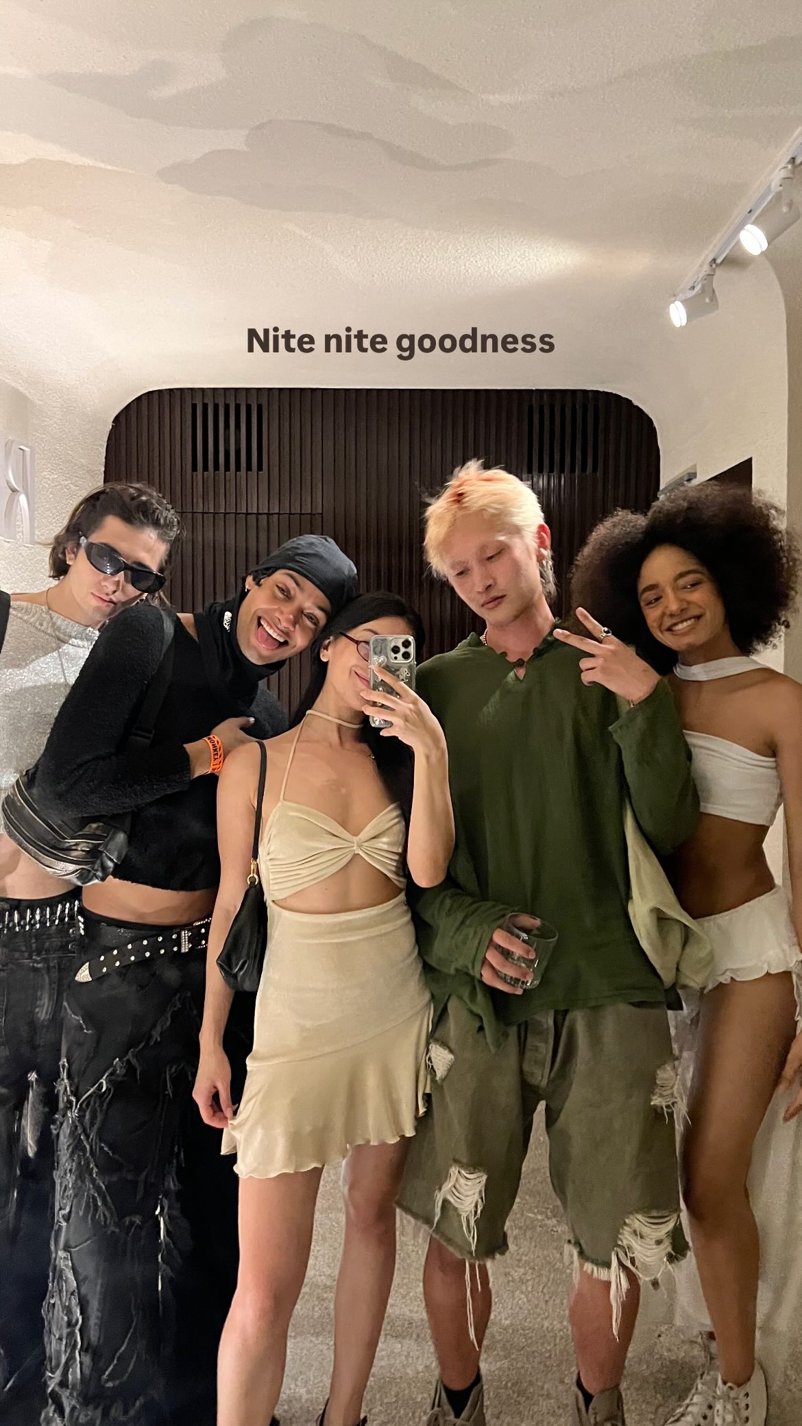 siyamore_ instagram image archive image