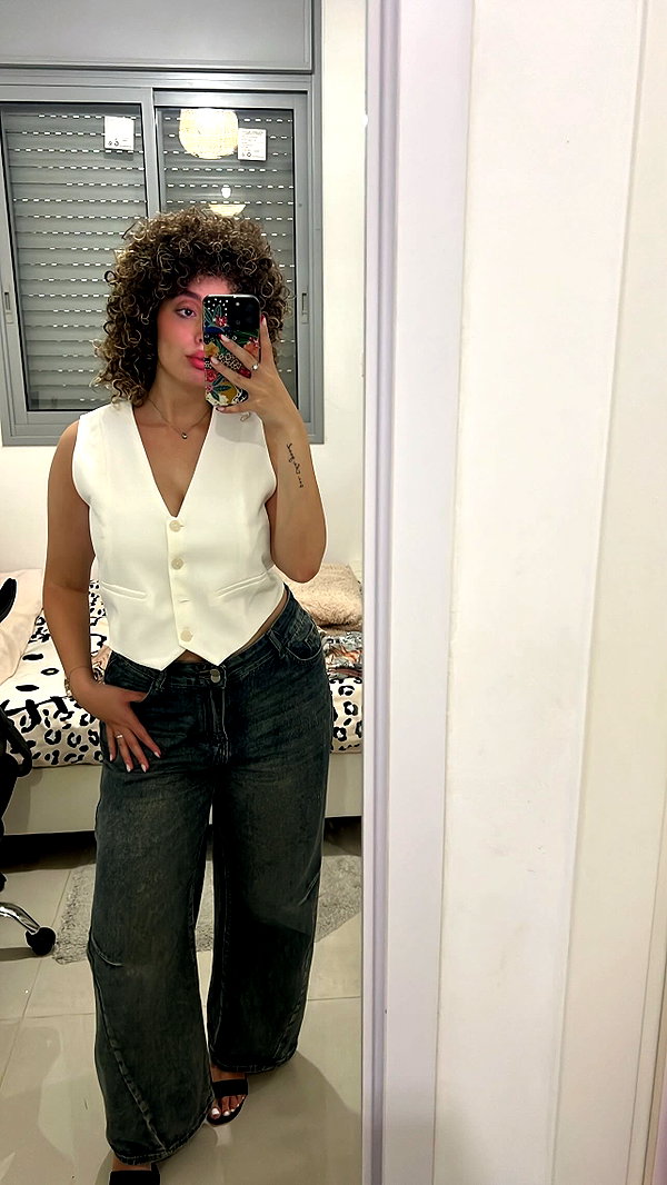 sonia.v._ instagram image archive image