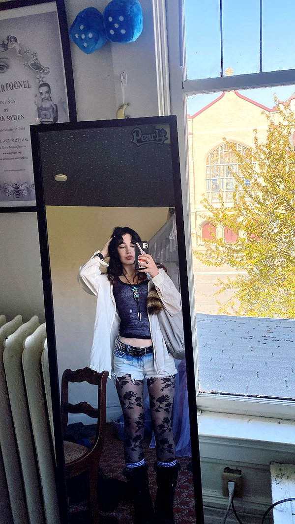 sorryiatetheapple instagram image archive image