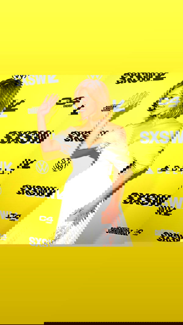 sydney_sweeney image ~ Altpins