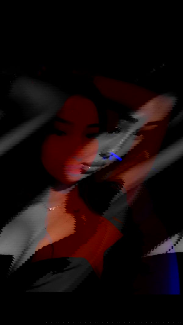 taisiamiron_ taisiamiron_ archive image